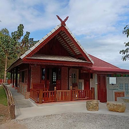 Rim Nam Kong Homestay Pak Chom Екстер'єр фото