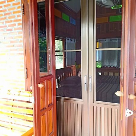 Rim Nam Kong Homestay Pak Chom Екстер'єр фото