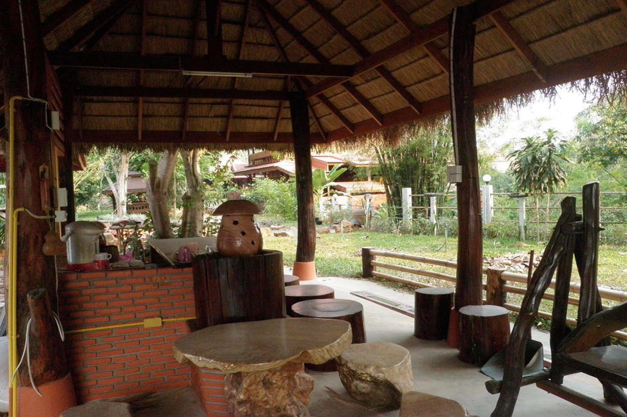 Rim Nam Kong Homestay Pak Chom Екстер'єр фото