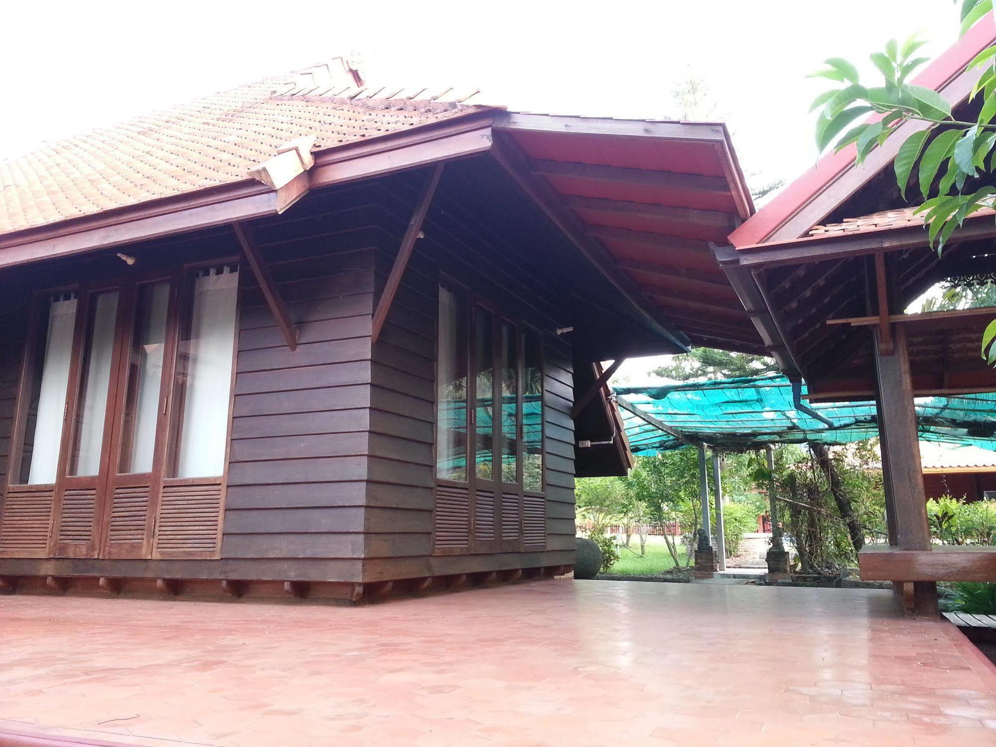 Rim Nam Kong Homestay Pak Chom Екстер'єр фото