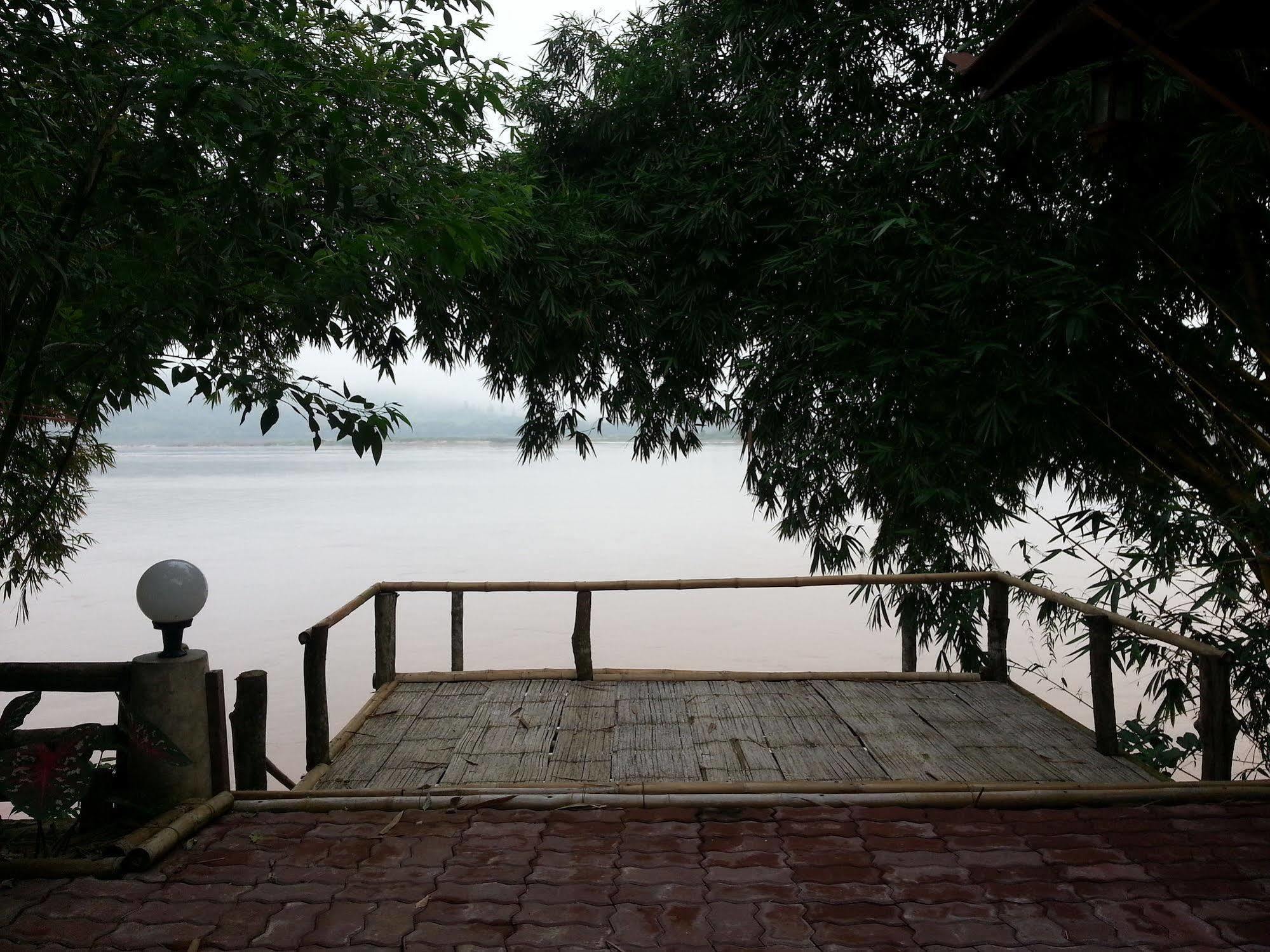 Rim Nam Kong Homestay Pak Chom Екстер'єр фото