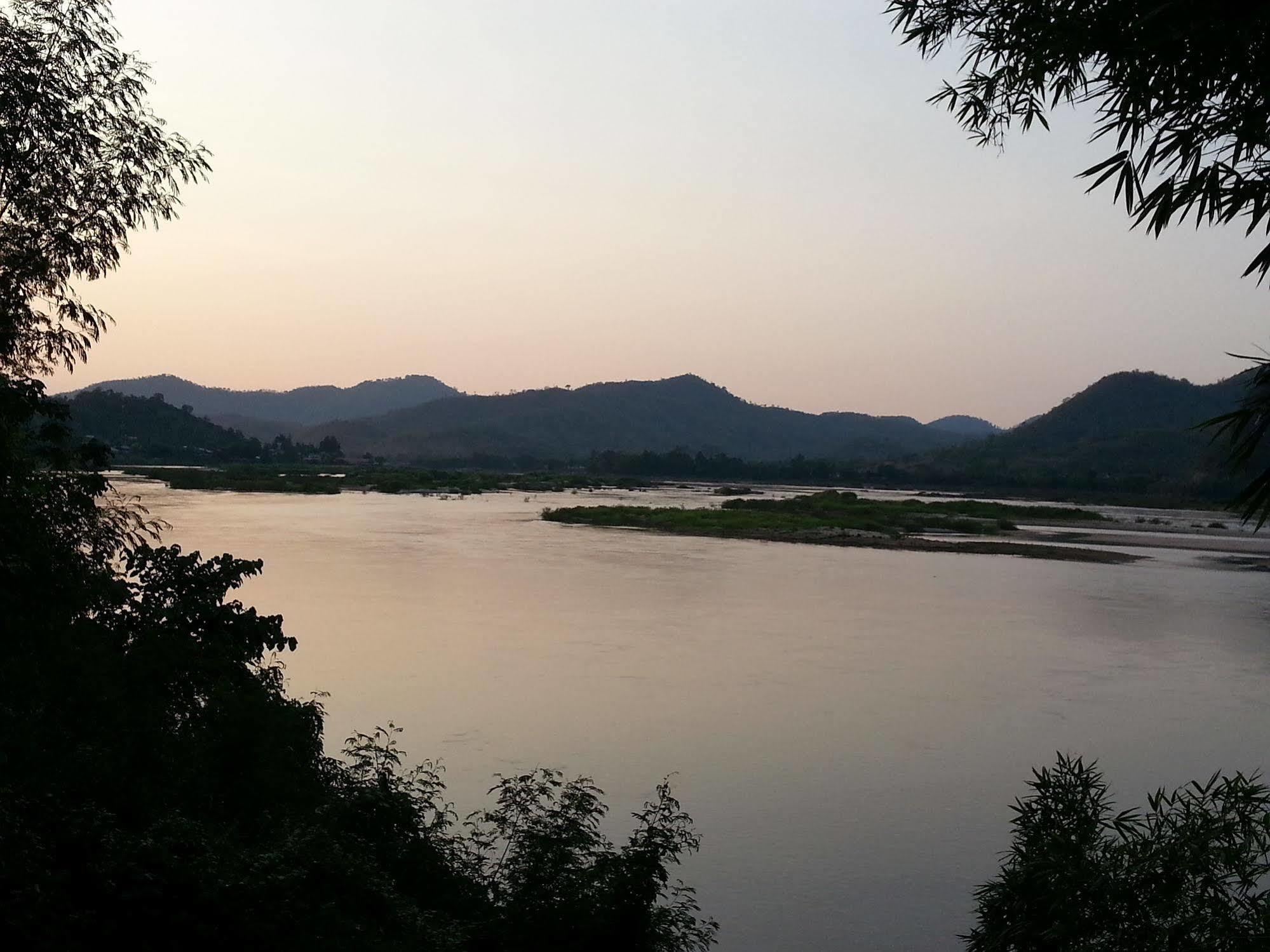 Rim Nam Kong Homestay Pak Chom Екстер'єр фото